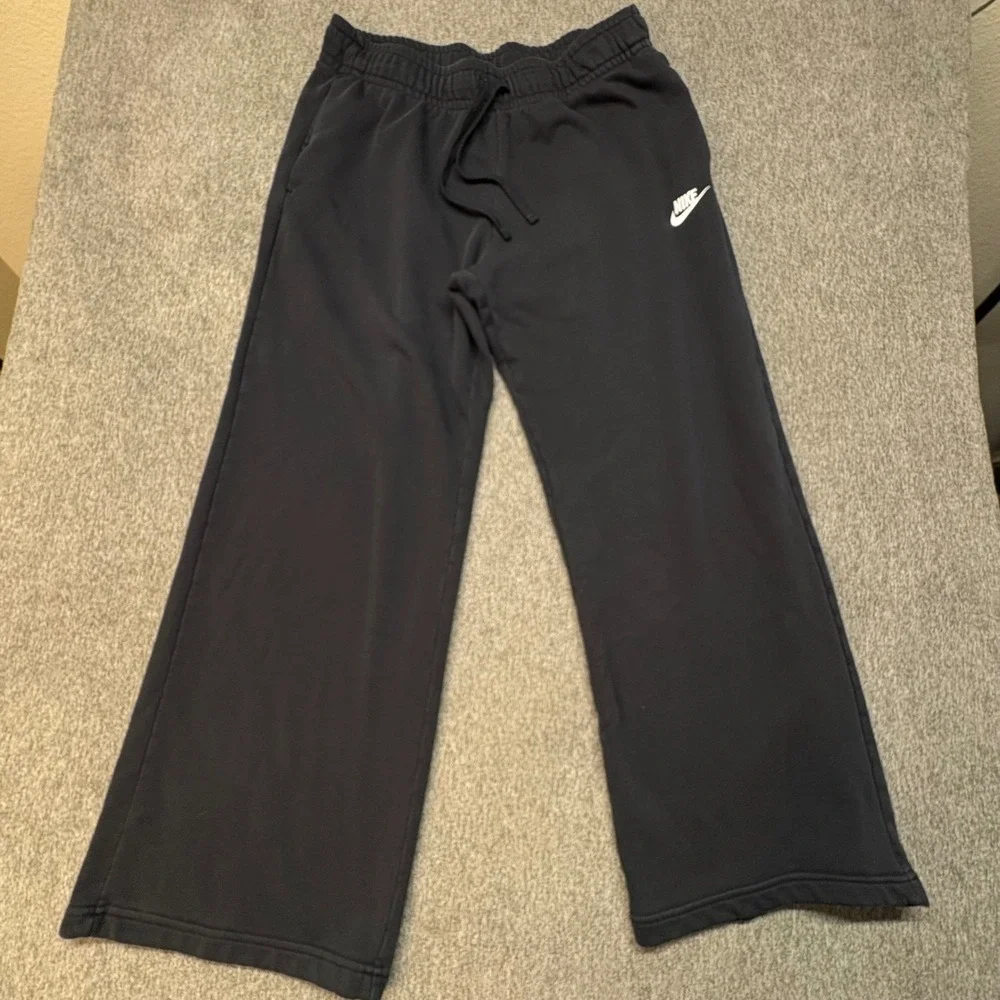 Nike Sportswear Essential Fleece Wide Leg‎ Sweatpants Black Women Large BV4091